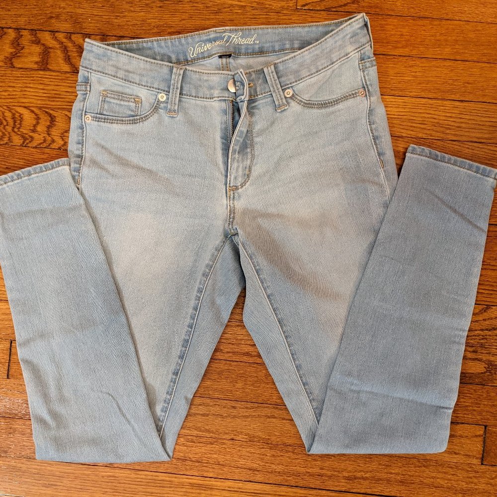 Universal Threads skinny jeans